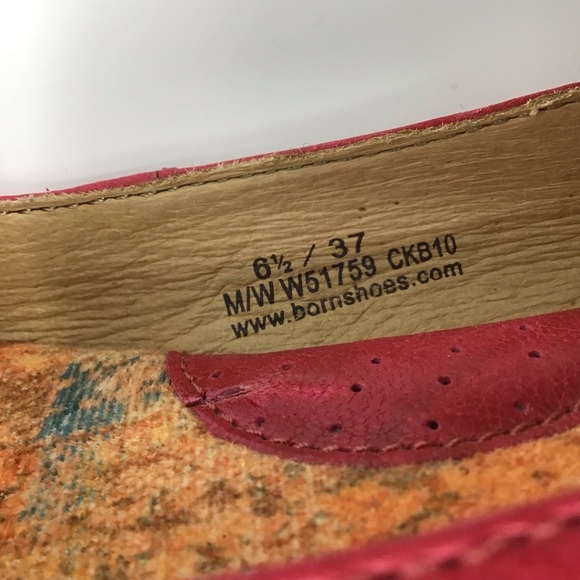 Born Pink Flats with Flower Detail - Picture 13 of 14